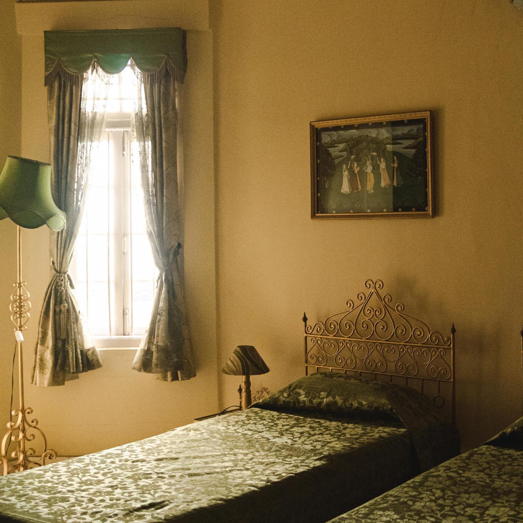 Baruah Bhavan Homestay Гувахати Экстерьер фото
