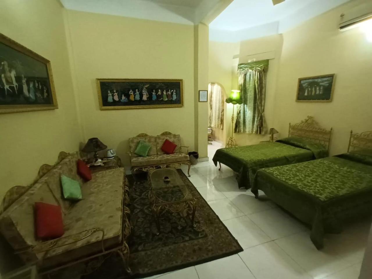 Baruah Bhavan Homestay Гувахати Экстерьер фото